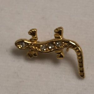 Vintage Rhinestone iguana Pin